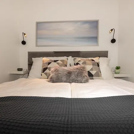 Rooftop Cozy Near Innerstadt With Ac Apartment Vienna