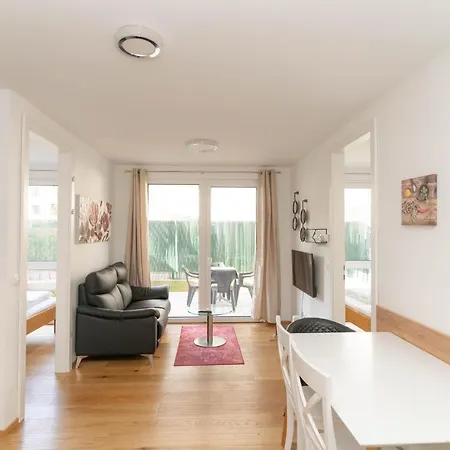 Modern With Tiny Garden Near Center * Vienna