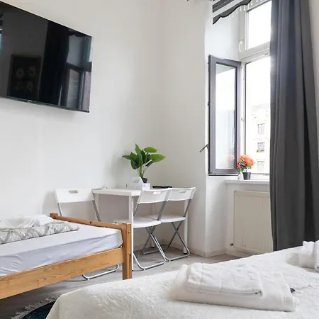 Апартаменты Pleasant 1br Aprt. Near The Danube & Millenium T. *