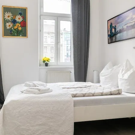Pleasant 1br Aprt. Near The Danube & Millenium T. Вена