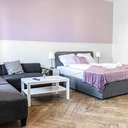 Vibrant 3br Near Akh Hospital - Perfect For Groups * Vienna