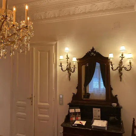 7th Heaven Center Apartment