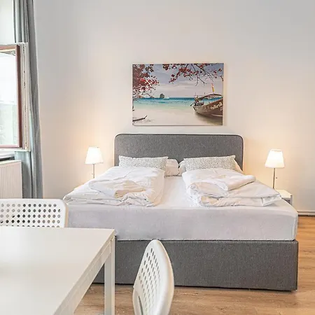 Apartment Welcoming 2br Apt. Near Akh- Perfect For Longstays Vienna