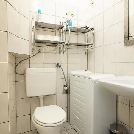 Two Bedrooms Family Apartment *