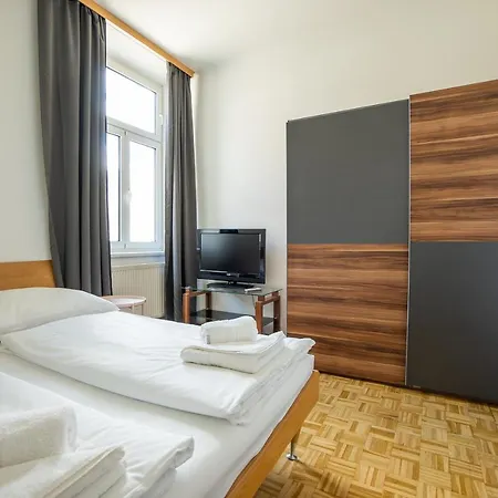 Two Bedrooms Family Vienna