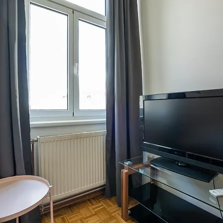 Two Bedrooms Family *