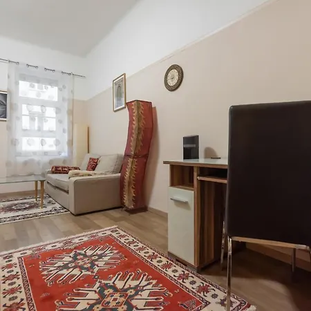 Apartment Ruhiges In 15 Min Zum Zentrum *