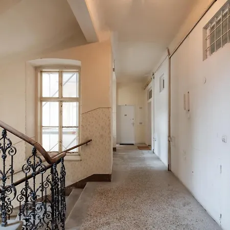 Apartment Ruhiges In 15 Min Zum Zentrum *