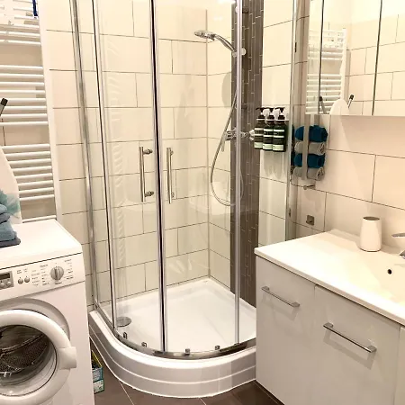 Premium Am Einsiedlerpark Apartment Vienna