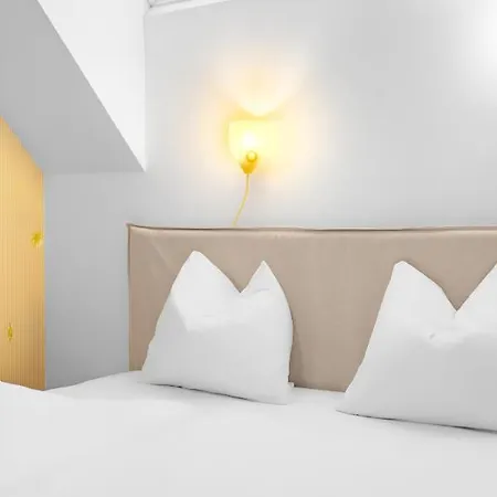 Apartment Ding Design In Brigittenau