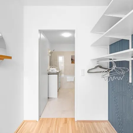 Ding Design In Brigittenau Apartment Vienna
