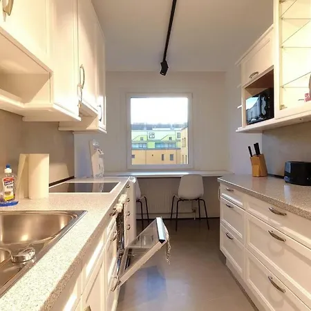 Apartment Bu Designer-apartment Next To Metro U1 *
