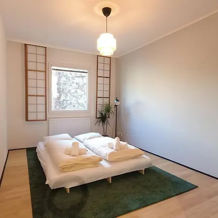 Bu Designer-apartment Next To Metro U1 *