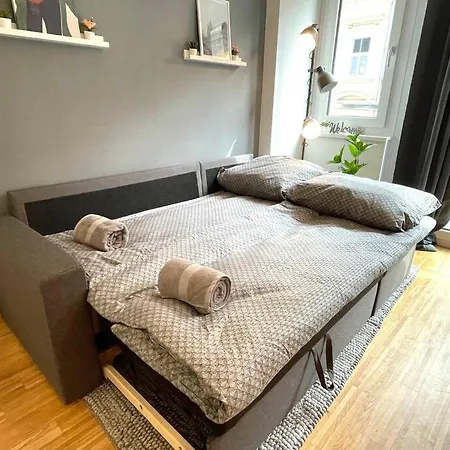 New I Stylish I Modern I Cozy Vienna