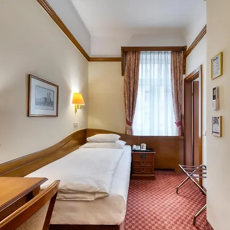 Hotel City Central 4*