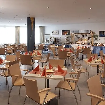 Allyouneed Vienna4 Hotell 3*