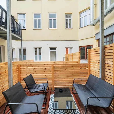 The 15's Apartment *