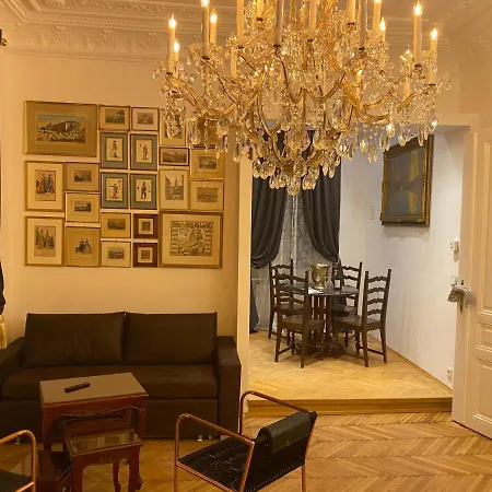 7th Heaven Center Apartment
