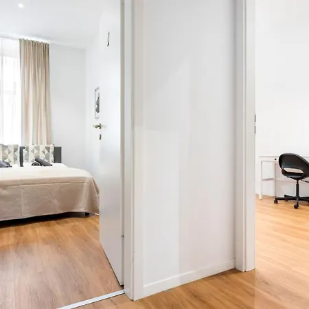 Nice Central City Room Hostel Vienna
