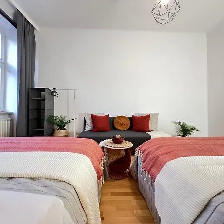 Joyful Place Апартаменты