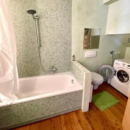 Una Apartman