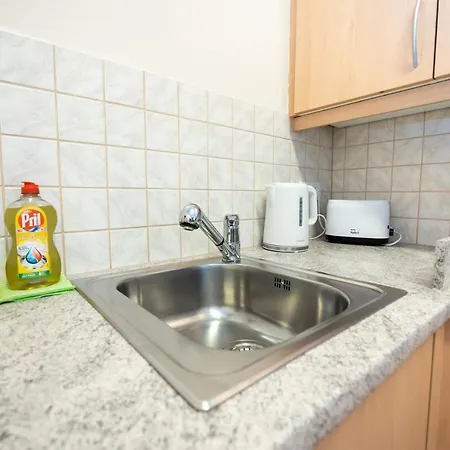 Charming Near Prater Apartament
