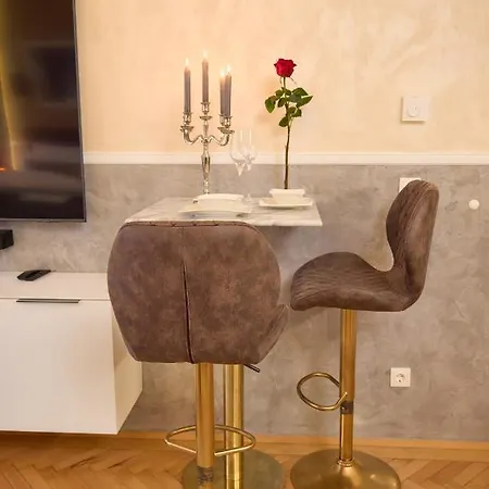 Sophies Place Augarten - Imperial Lifestyle Parking Appartamento Vienna