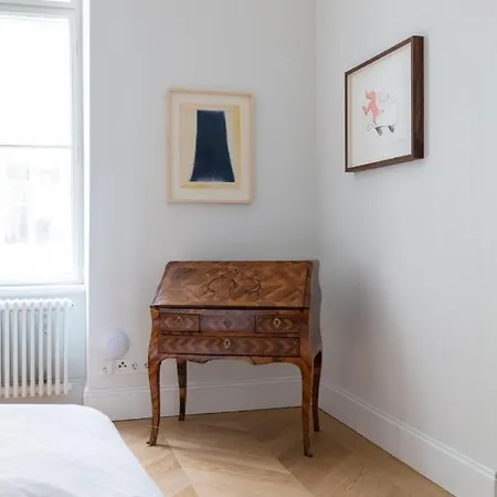2-bedroom With Private Library Apartment Vienna