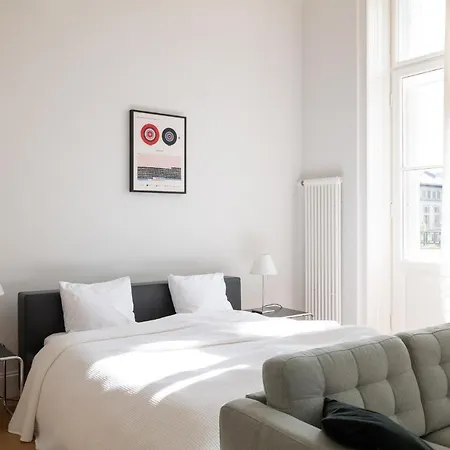 2-bedroom With Private Library Apartment