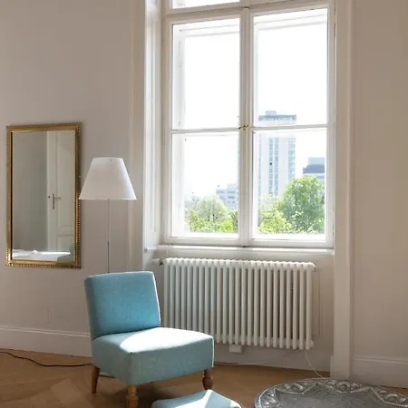 2-bedroom With Private Library Apartment