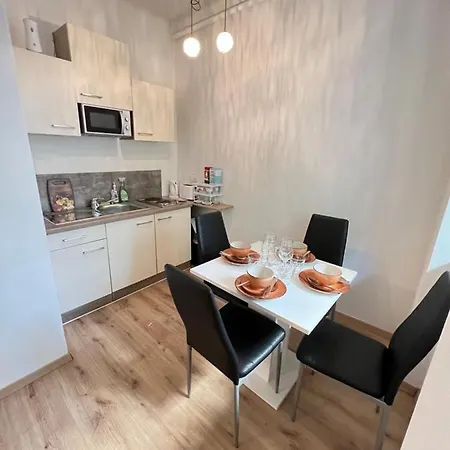 Top Location Apartman *