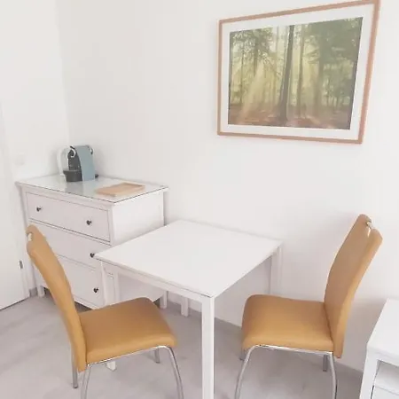 Apartment Gemuetliche Zweiraumwohnung In Ruhelage Vienna