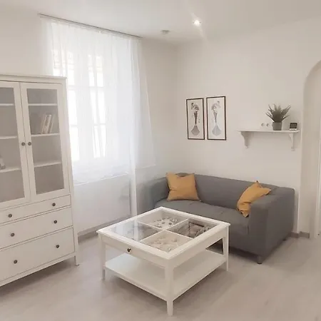 Gemuetliche Zweiraumwohnung In Ruhelage Vienna