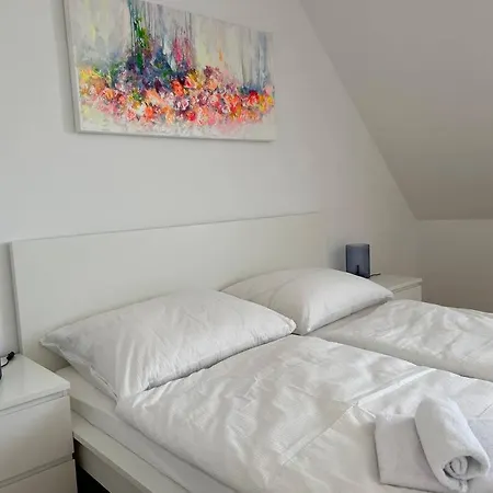 Apartmán Dachgeschoss Fuer 4 Mit Terrasse *