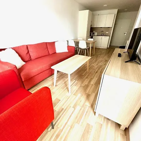 Forsthaus 30 Free Garage Apartment *