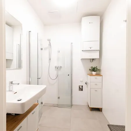 Madu-living - Oskar Vienna