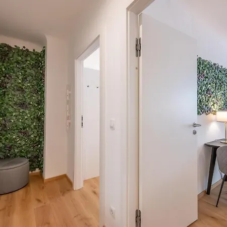 Modern Center Apartment Vienna