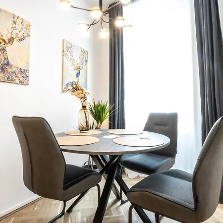 Apartment Comfortable, Balcony - Quick Access To Vienna's Old Centre Vienna