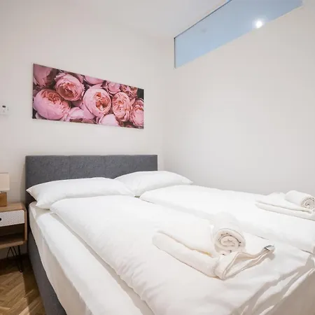 Comfortable, Balcony - Quick Access To Vienna's Old Centre * Vienna