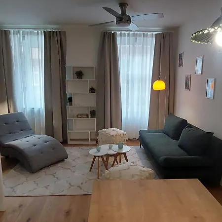 Apartment Maria Hilf 1-2 Double By Interhome Vienna