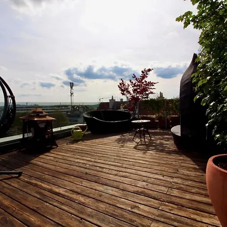 Apartment Rooftop Garden Loft 360 View Over *
