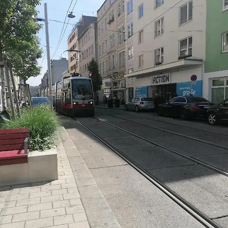 Alpha 7min To The Centar Vienna