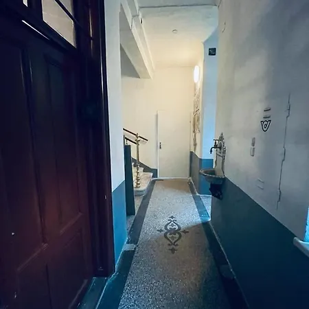 Apartment Titanic 2
