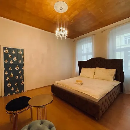 Venus Apartment
