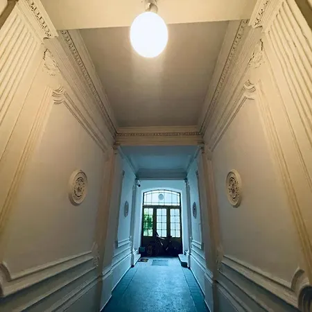Sunrise Apartment Vienna