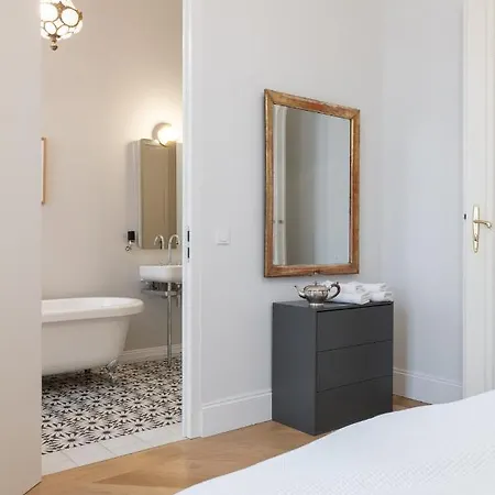 2-bedroom With Private Library * Vienna