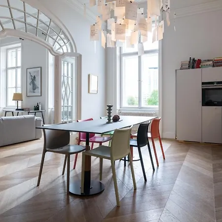 2-bedroom With Private Library Apartment