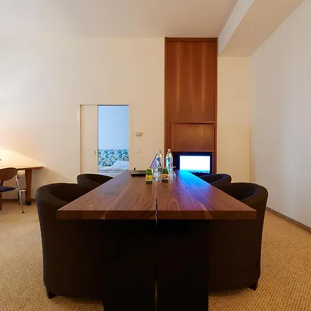 Apartmanhotel Starlight Salzgries 4*