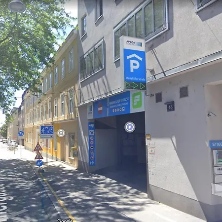 Homestay In Center Near U6,u3 And Westbahnhof *