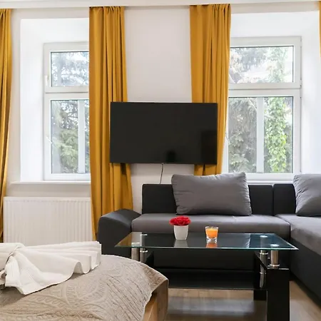 Spacious & Pleasent 2br Apt. Near Milenium Tower Apartment *